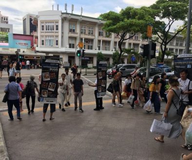Hand-to-Hand Marketing in Singapore’s Busiest Spots with Street Flyer Distribution Promo