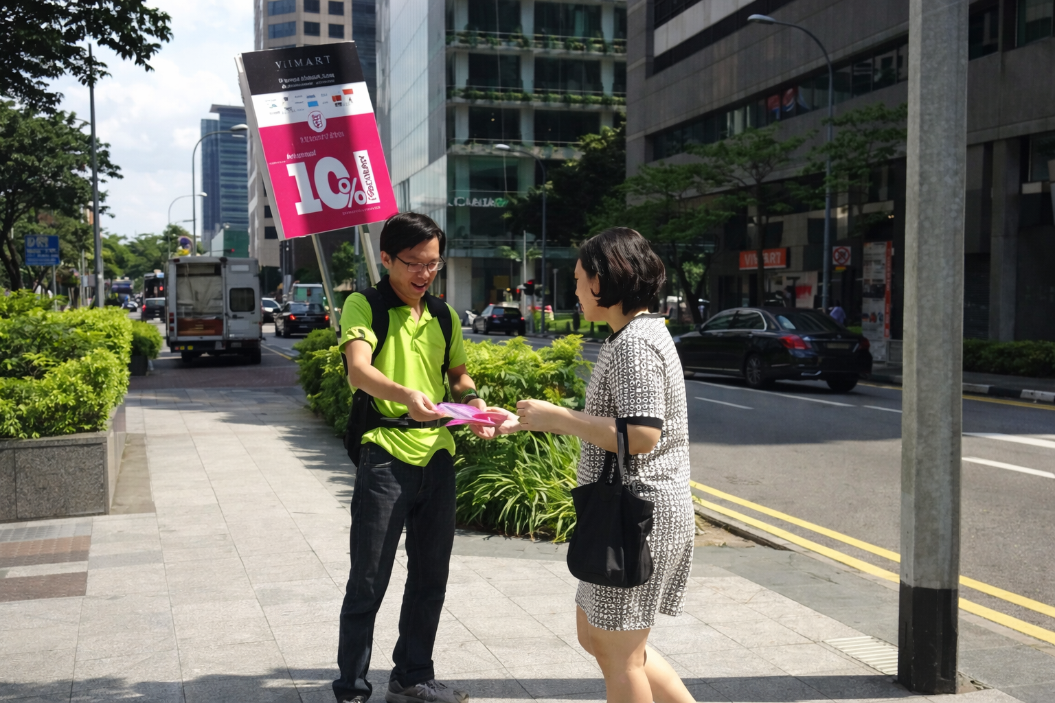 Turning Foot Traffic into Real Leads: How Viimart Singapore Combines Flyer Distribution with Heads Up Board for Better Brand Awareness